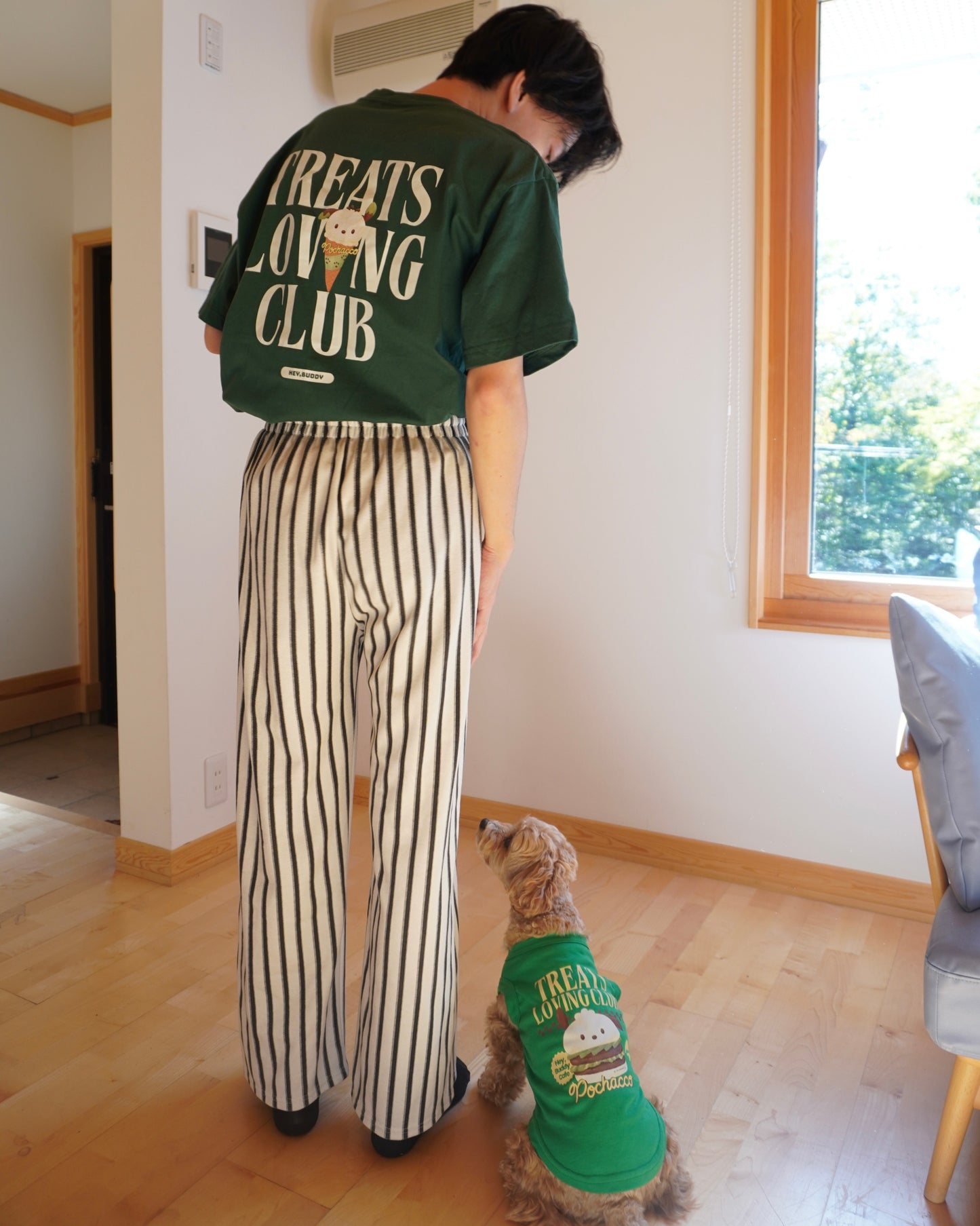 <10/17予約開始>【POCHACCO】おやつ大好きくらぶ。Tシャツ