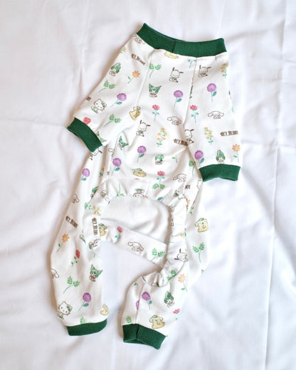 12/5発売【SANRIO CHARACTERS】総柄フラワーロンパース - HEY,BUDDY