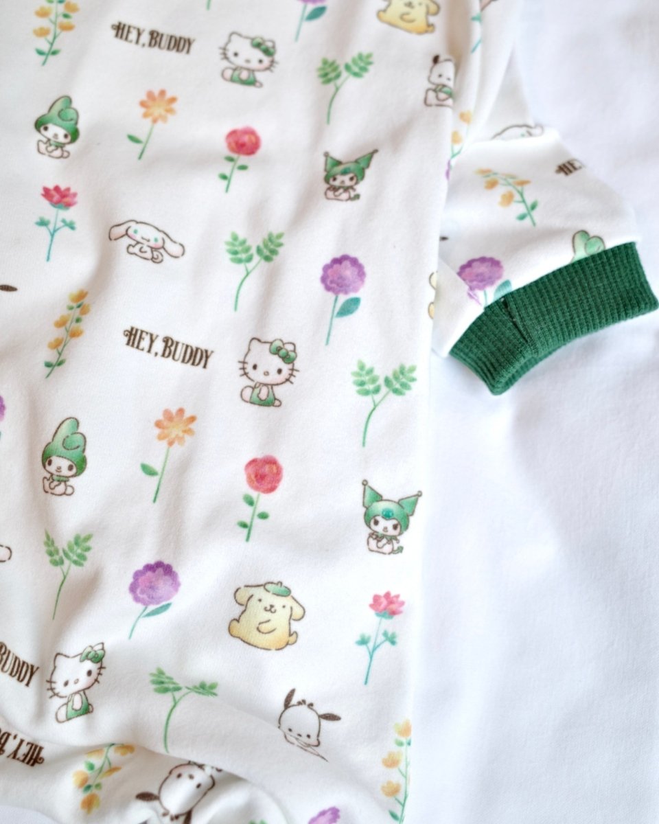 12/5発売【SANRIO CHARACTERS】総柄フラワーロンパース - HEY,BUDDY