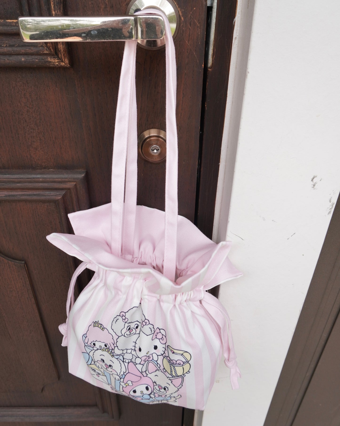＜予約＞【SANRIO CHARACTERS】DOG PARTY 巾着バッグ