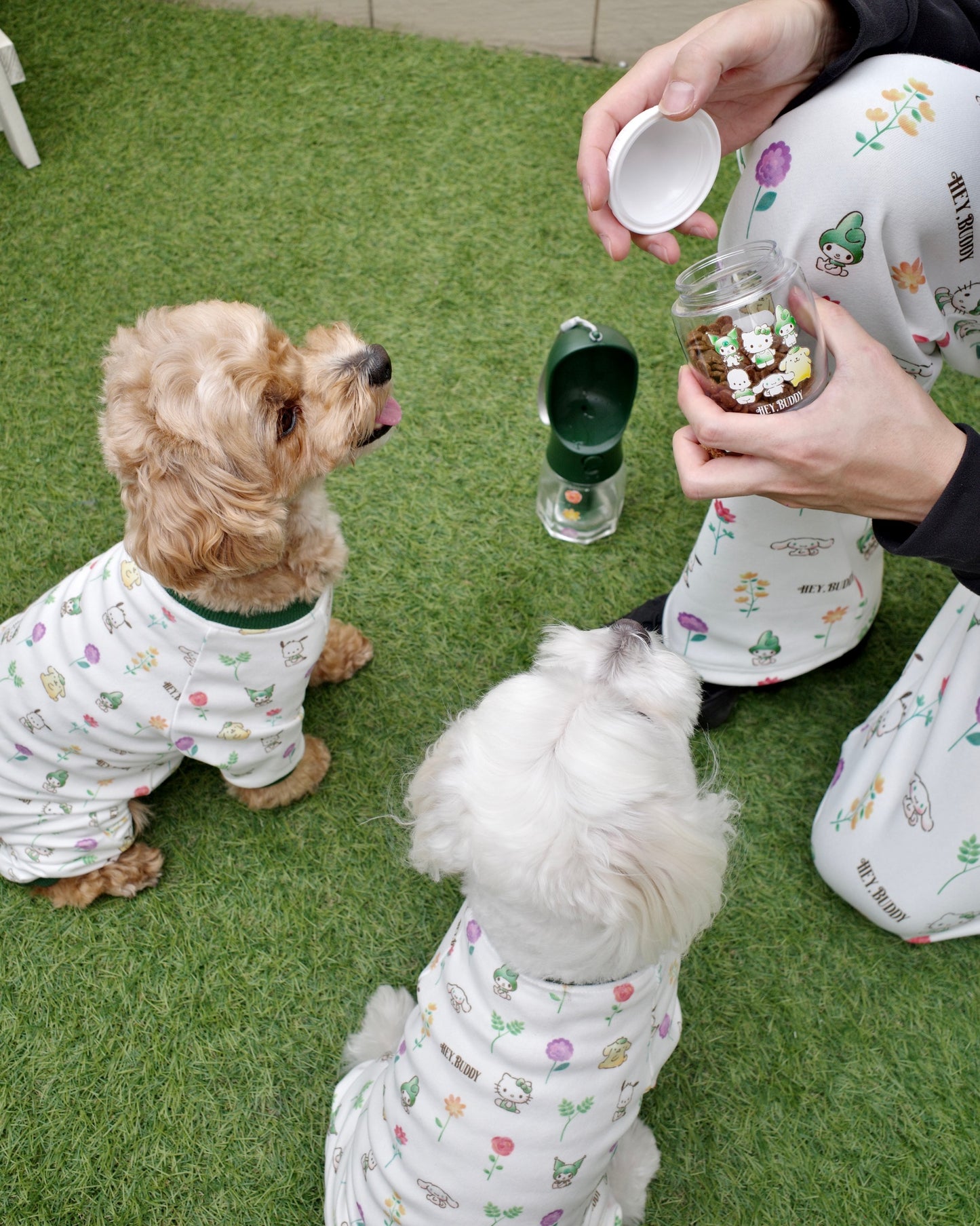 12/5発売【SANRIO CHARACTERS】3 in 1 flower bottle - 300ml