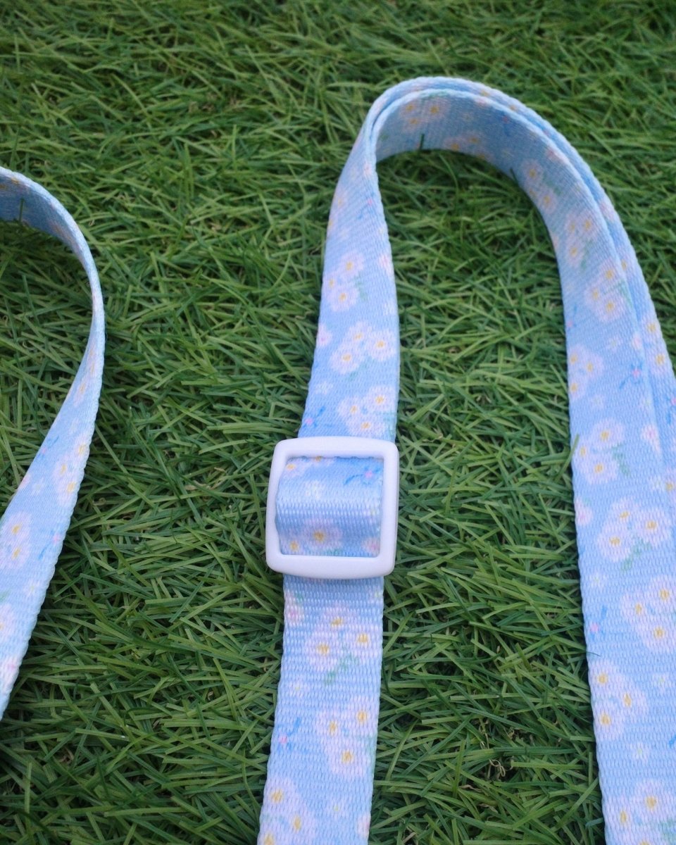 【CINNAMOROLL】flower shoulder leash - HEY,BUDDY