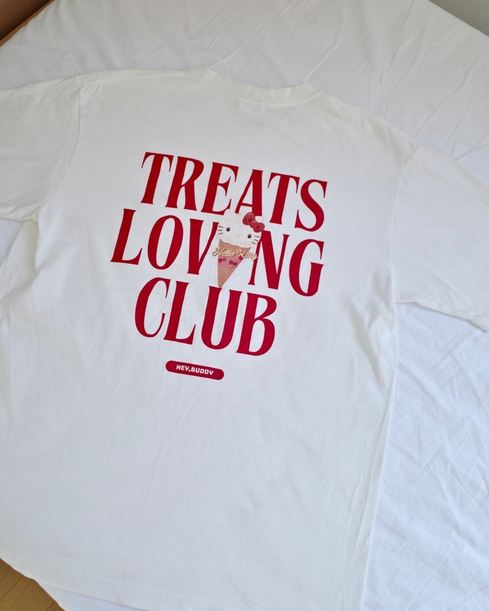 【HELLO KITTY】おやつ大好きくらぶ。ペアTシャツ - HEY,BUDDY