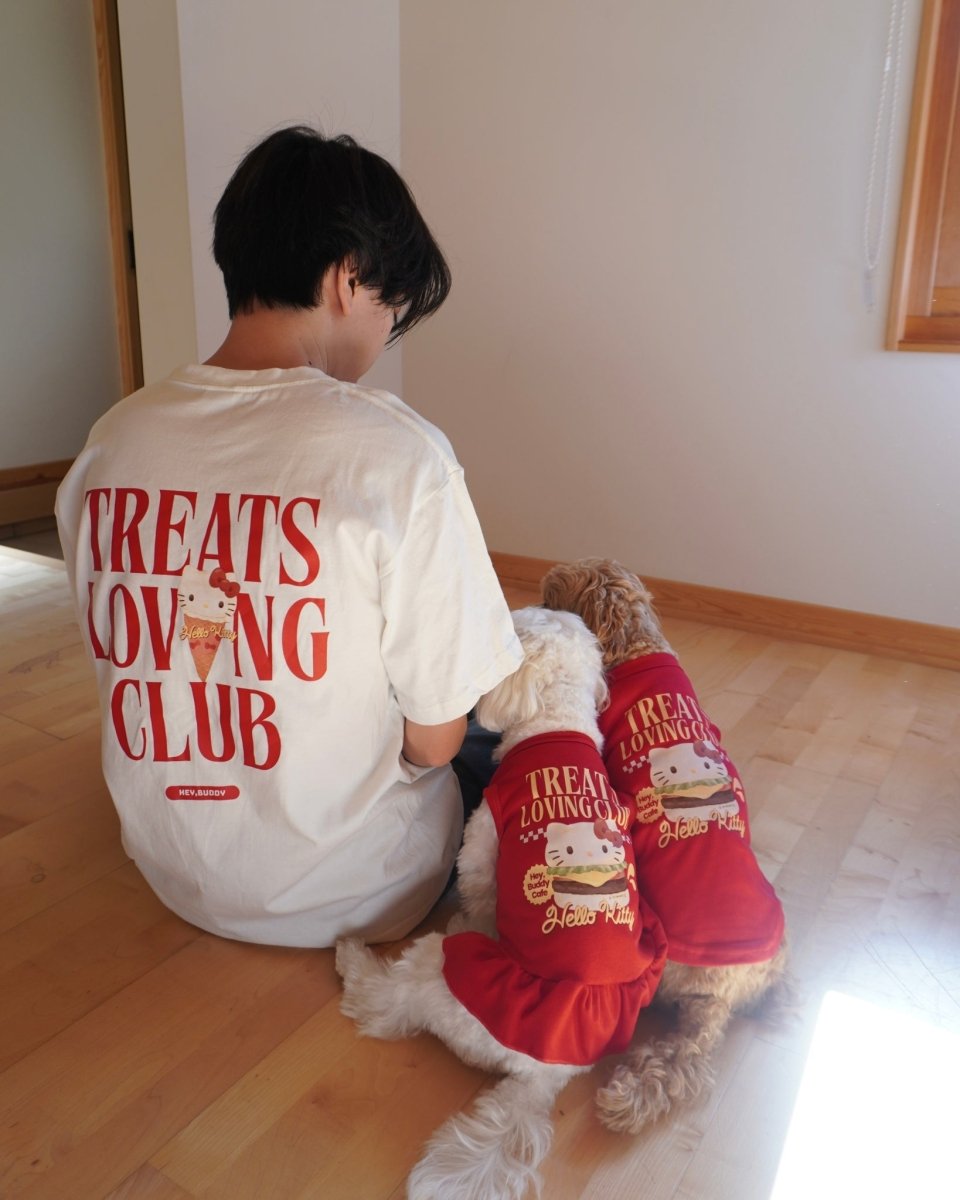 【HELLO KITTY】おやつ大好きくらぶ。ペアTシャツ - HEY,BUDDY