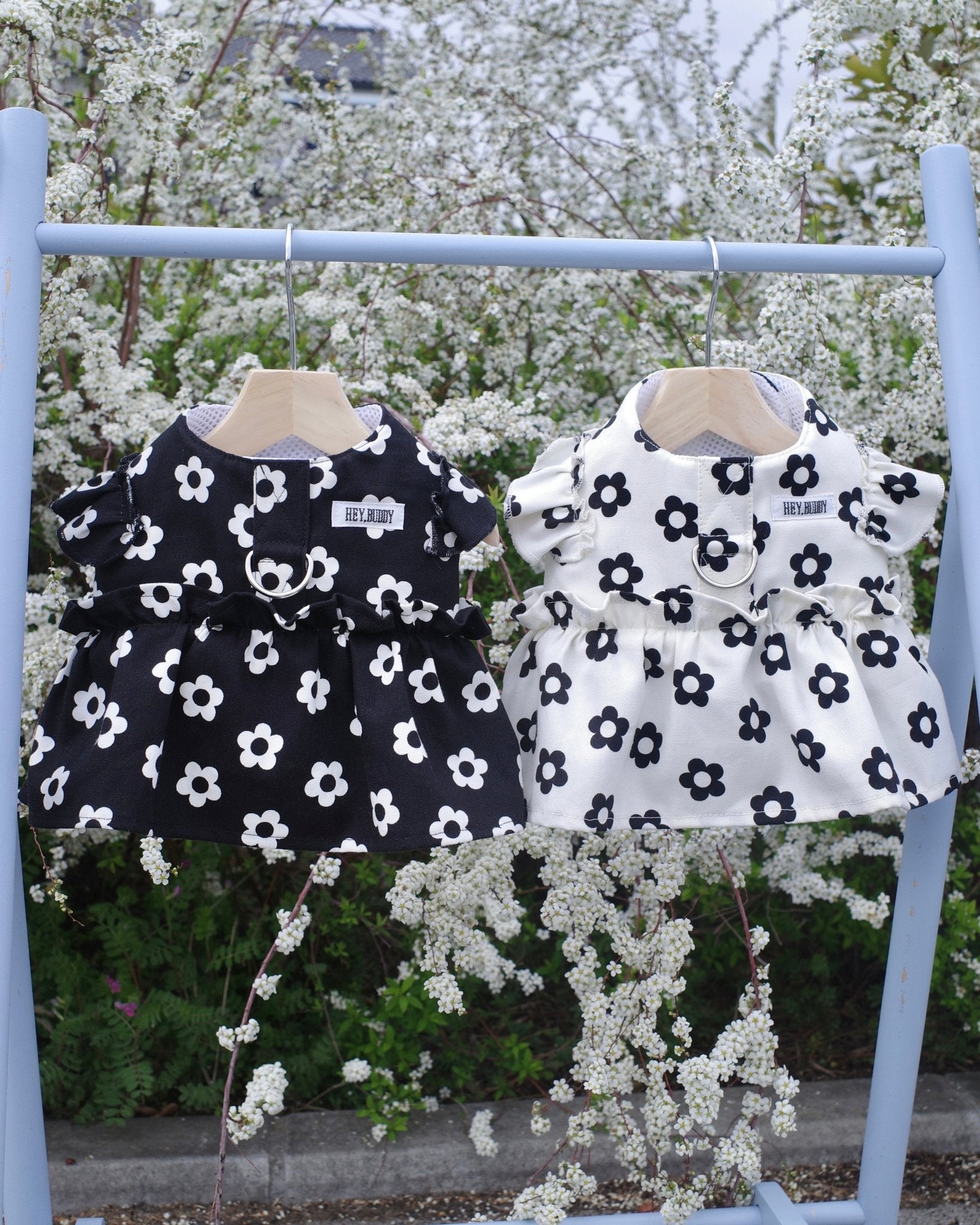 monotone flower harness - HEY,BUDDY