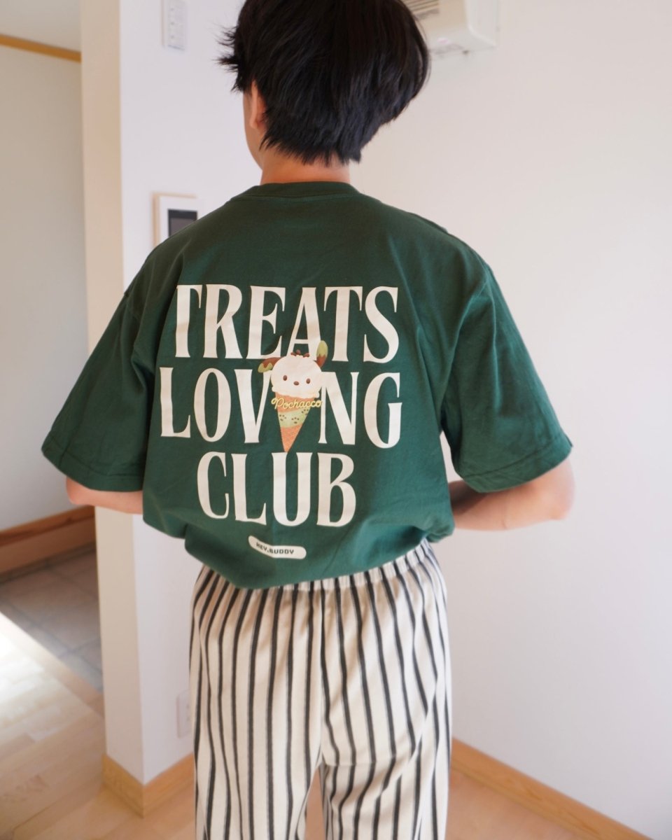 【POCHACCO】おやつ大好きくらぶ。ペアTシャツ - HEY,BUDDY