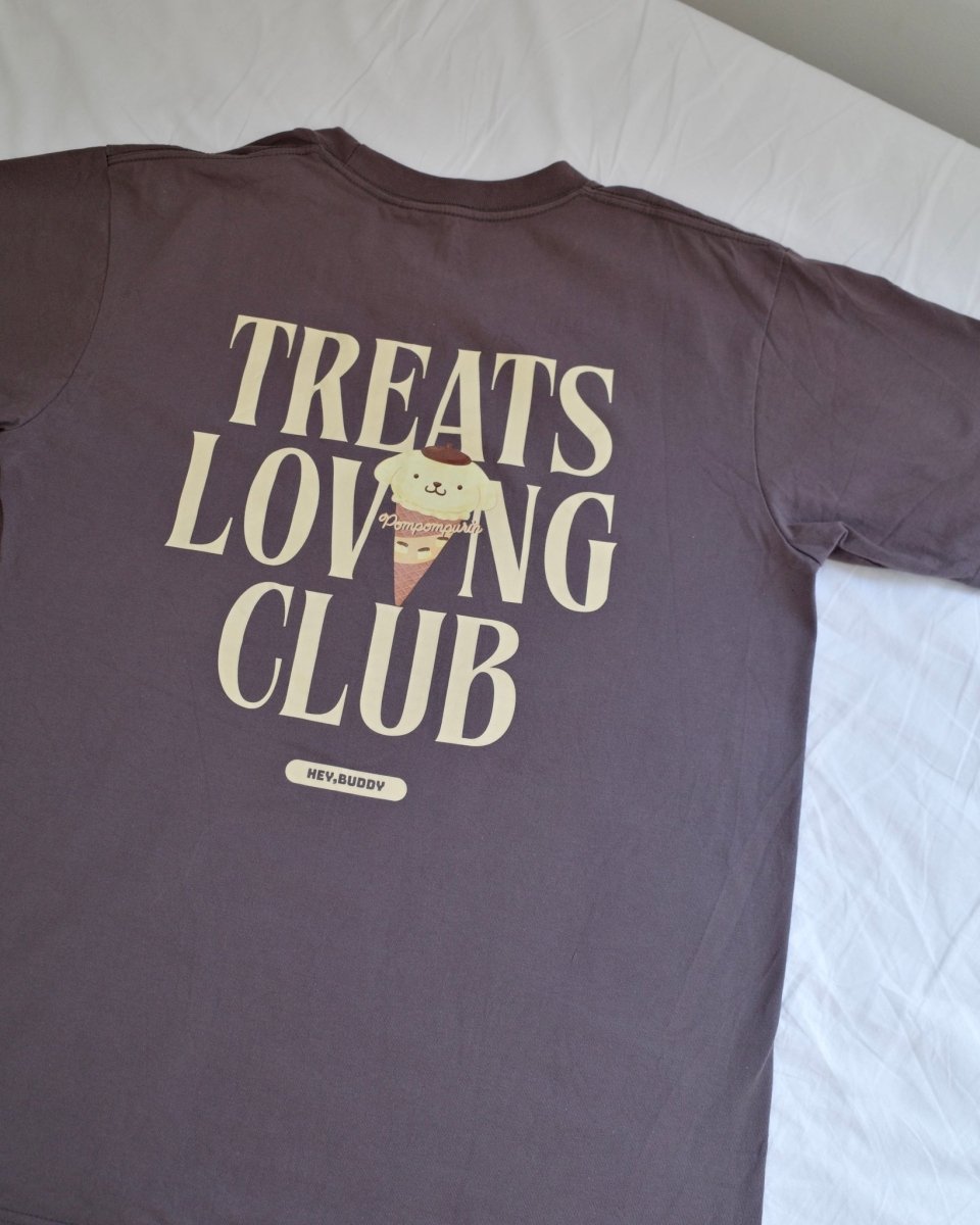 【POMPOMPURIN】おやつ大好きくらぶ。ペアTシャツ - HEY,BUDDY